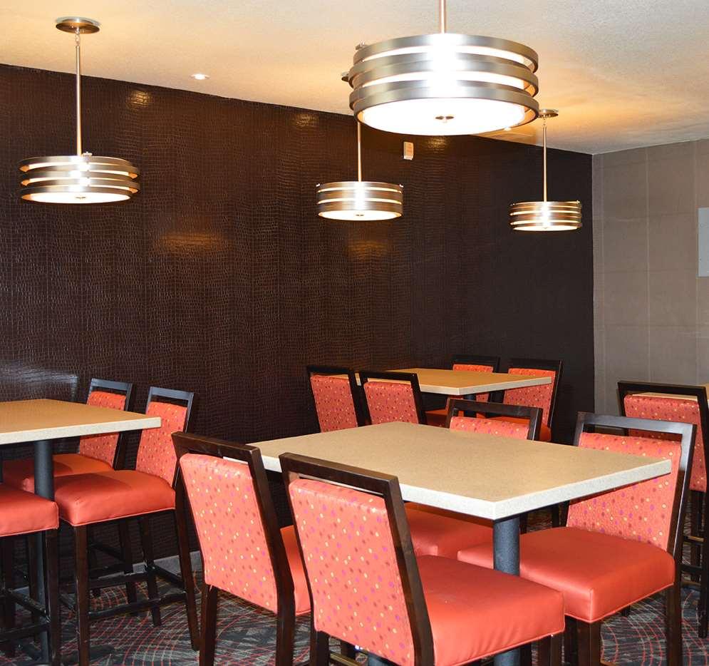 Black Gold Suites Tioga Restoran fotoğraf